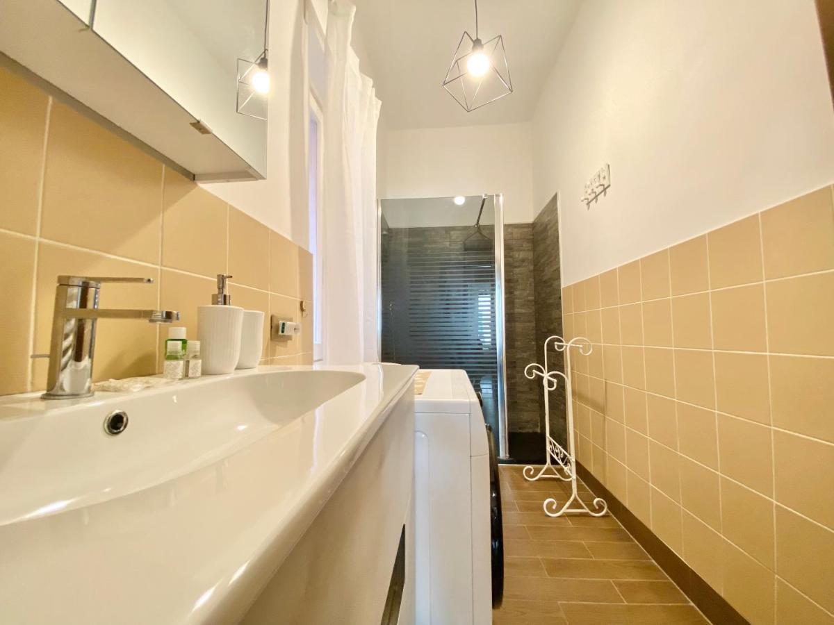 Appartement Casaviva - Lovely Bilo In Ancient Gênes Extérieur photo